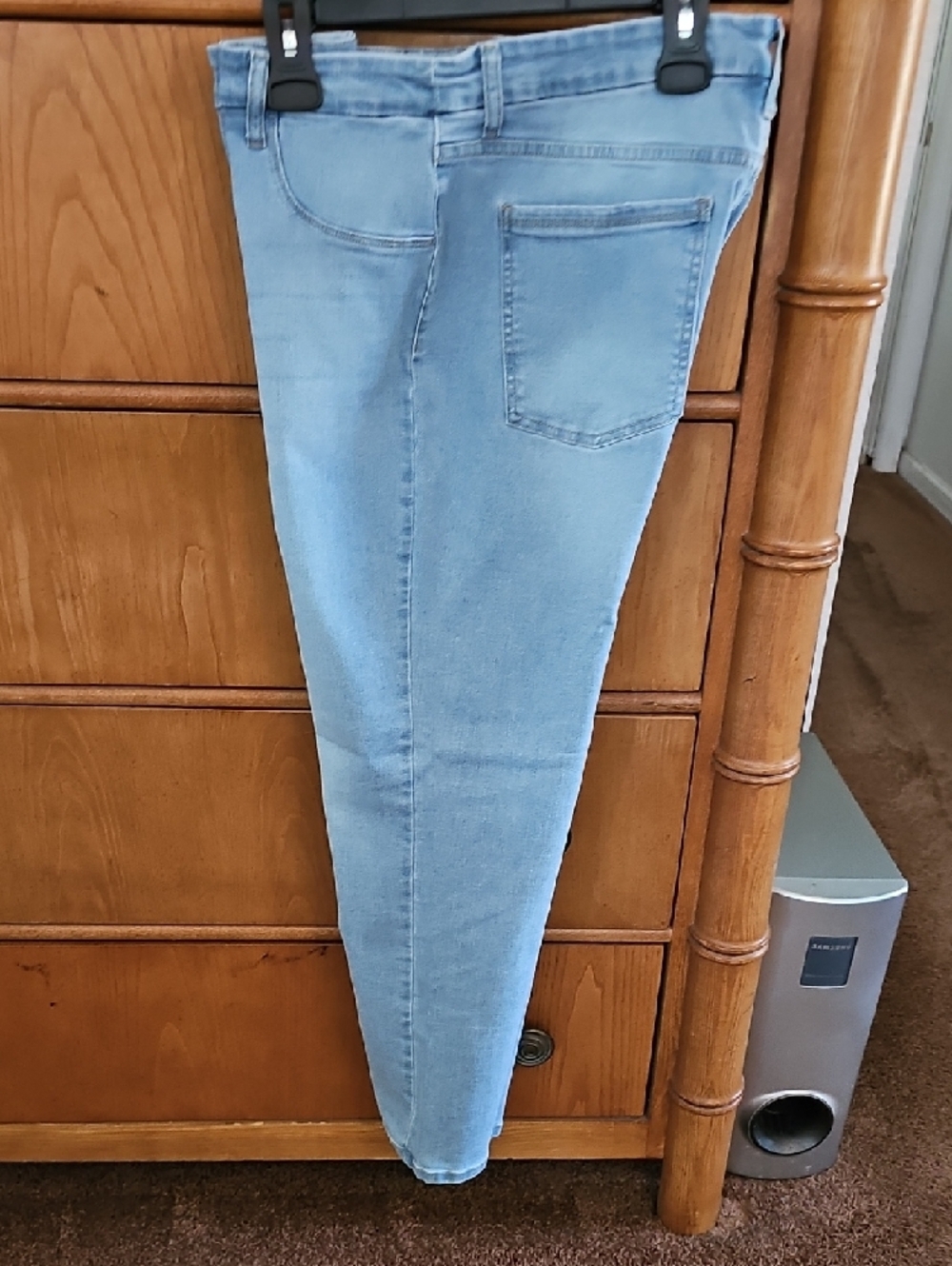 Time and Tru Women’s Light Blue Skinny Jeans
